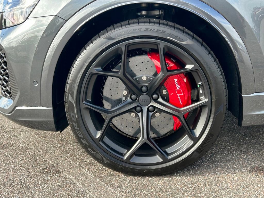 New 2026 Audi RS Q8 performance image 47