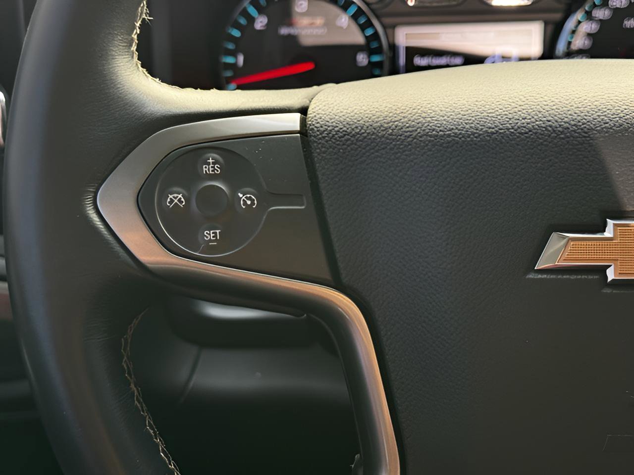 Used 2017 Chevrolet Silverado 1500 LTZ Z71 image 11