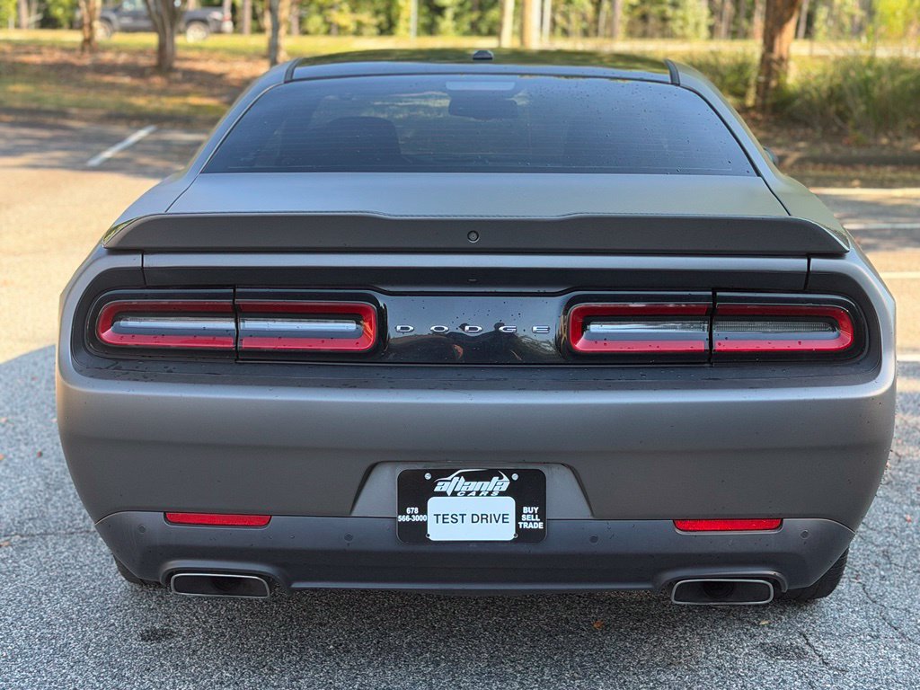 Used 2021 Dodge Challenger R/T RWD image 4