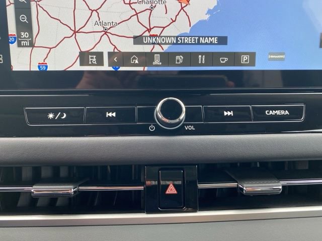 New 2025 Mitsubishi Outlander SE image 28