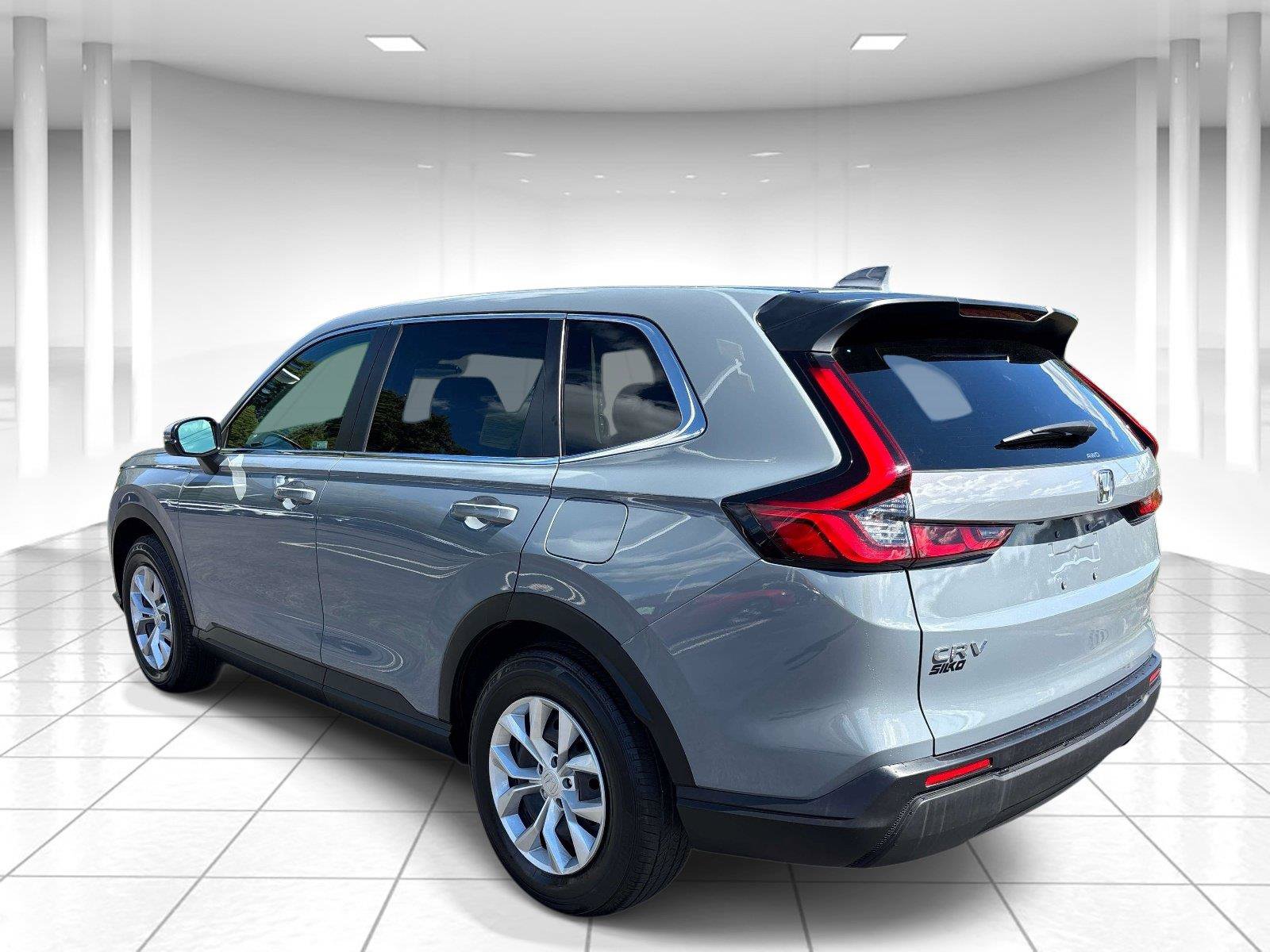 Used 2025 Honda CR-V LX image 6
