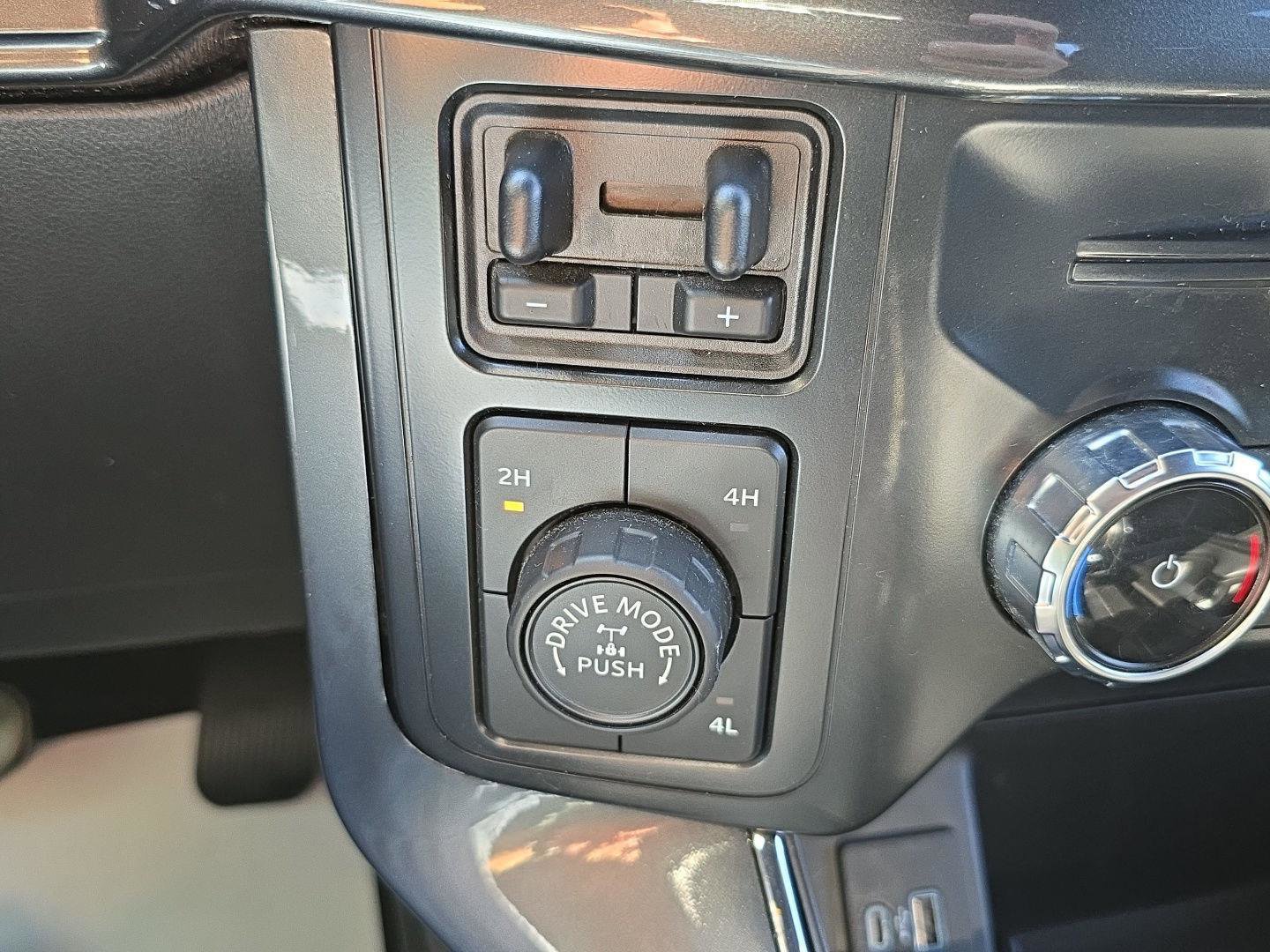 Used 2022 Ford F150 XLT w/ Equipment Group 302A High image 24