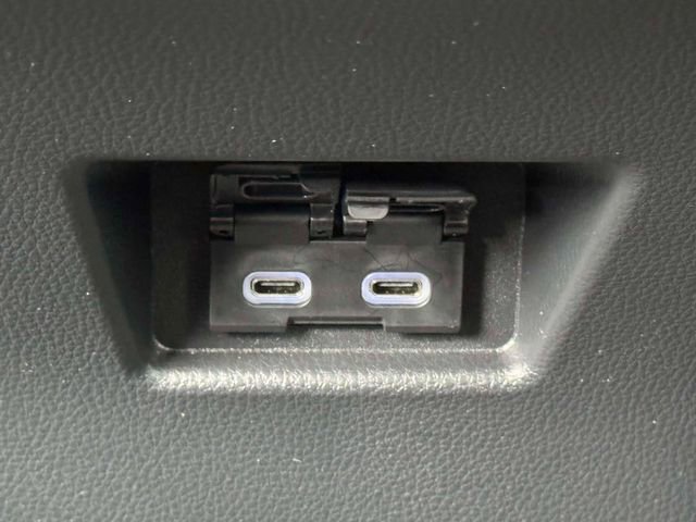 Certified 2023 Toyota Venza Nightshade image 13