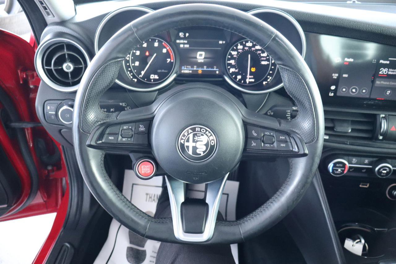 Used 2020 Alfa Romeo Giulia AWD w/ Quick Order Package 22J Sport image 20