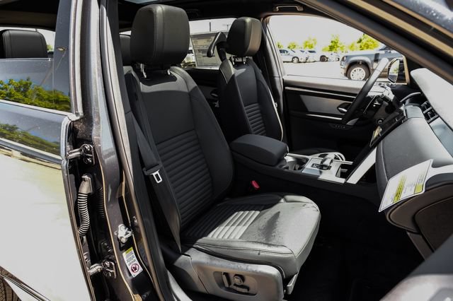 New 2026 Land Rover Discovery Sport Landmark AWD/4WD image 43
