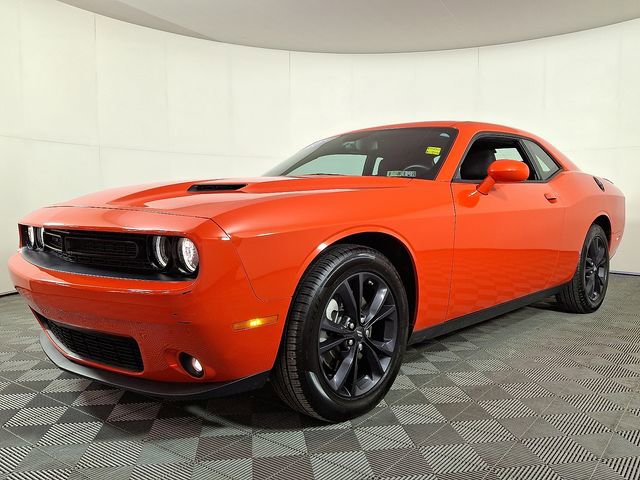 Used 2023 Dodge Challenger SXT w/ Blacktop Package image 6
