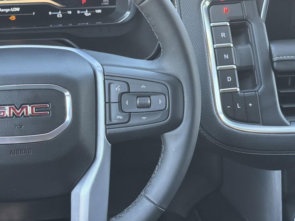 Used 2023 GMC Yukon XL SLT w/ SLT Premium Package AWD/4WD image 10