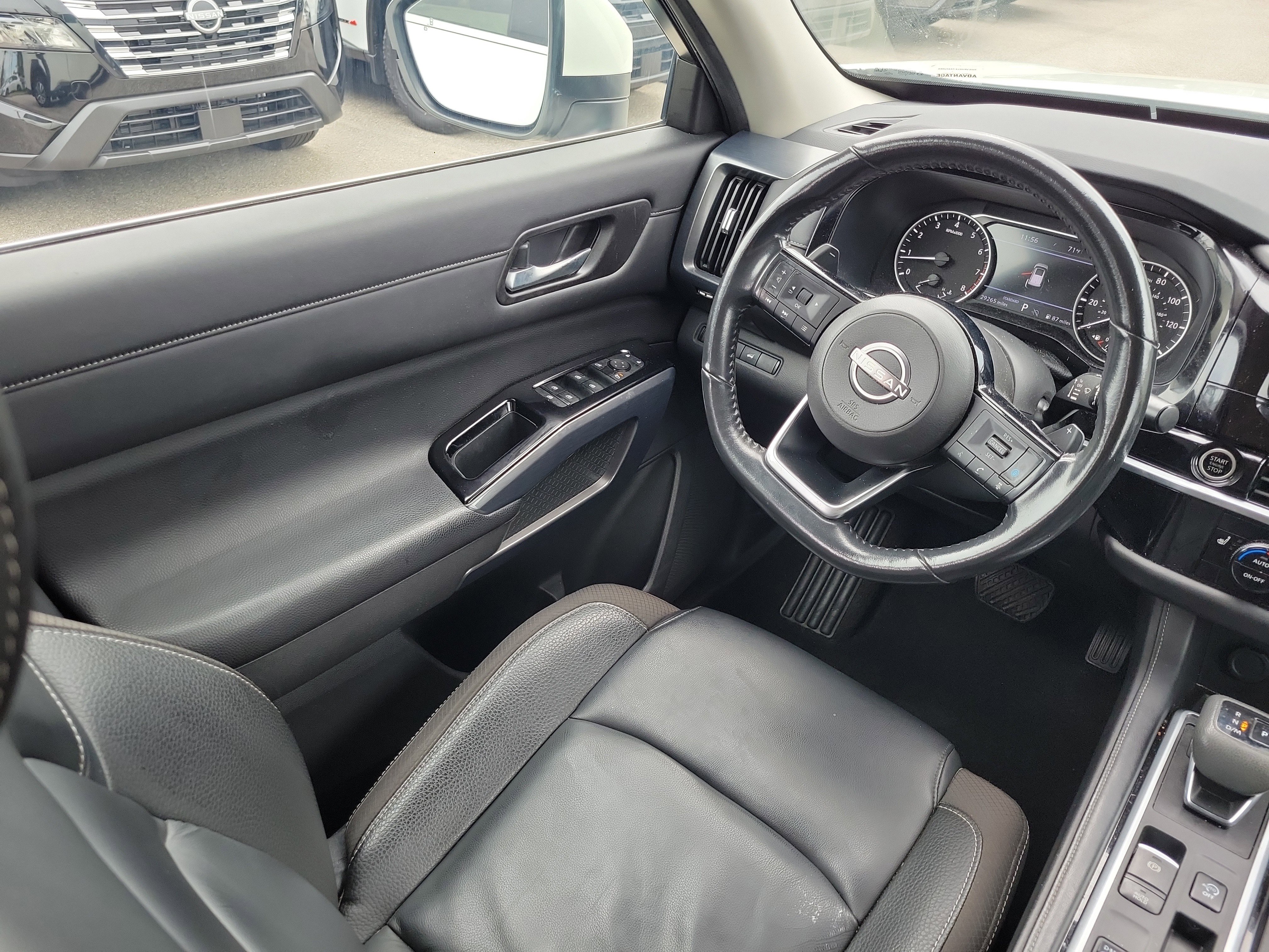 Certified 2023 Nissan Pathfinder SL w/ Cargo Package image 17