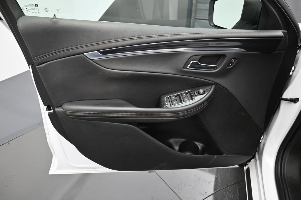 Used 2020 Chevrolet Impala LT FWD image 9