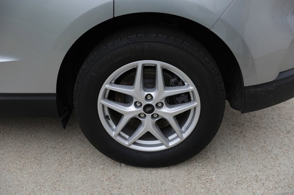 Used 2023 Ford Edge SEL w/ Convenience Package image 8