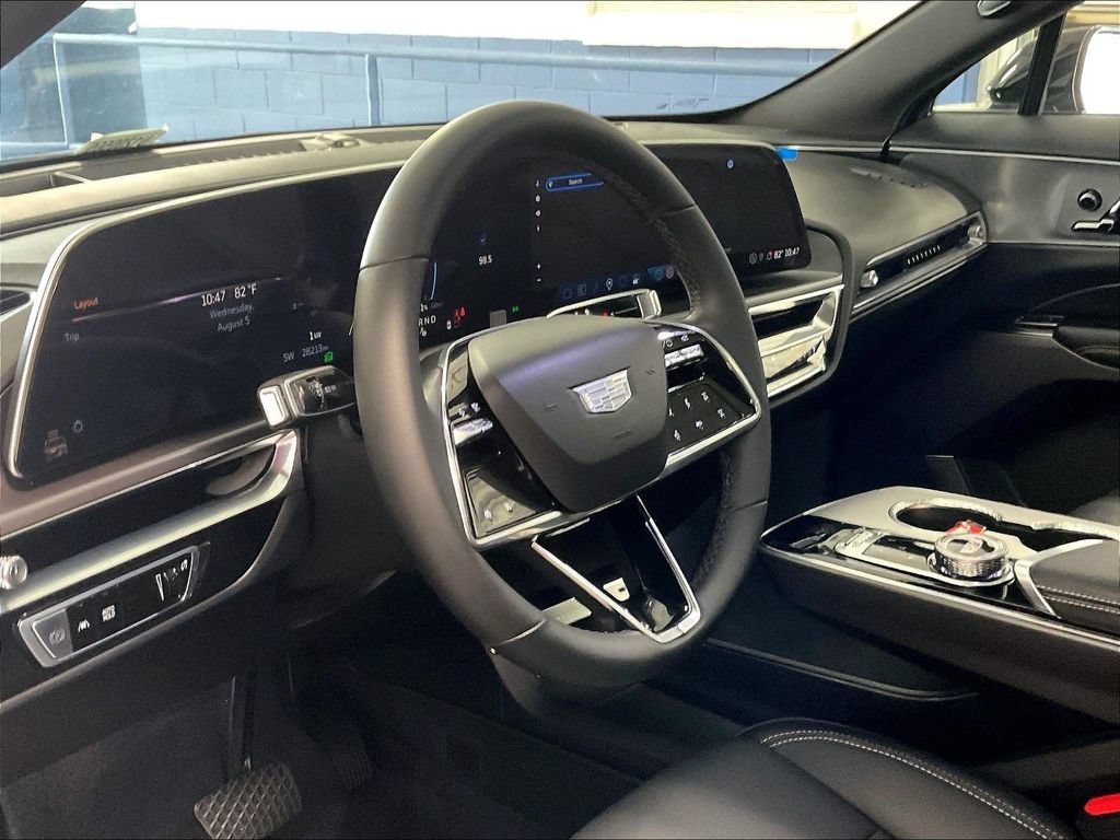 Used 2024 Cadillac Lyriq Tech w/ Driver Assist Package AWD/4WD image 8