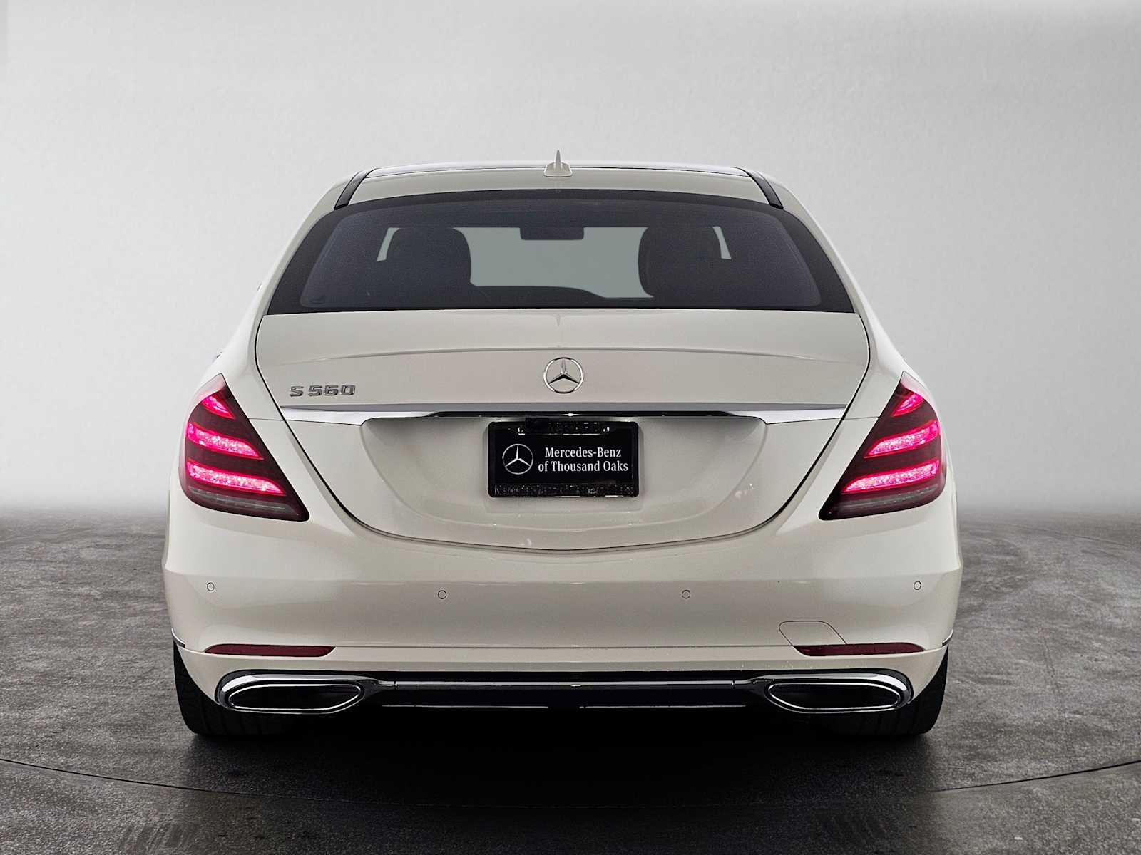 Used 2018 Mercedes-Benz S 560 Sedan image 4