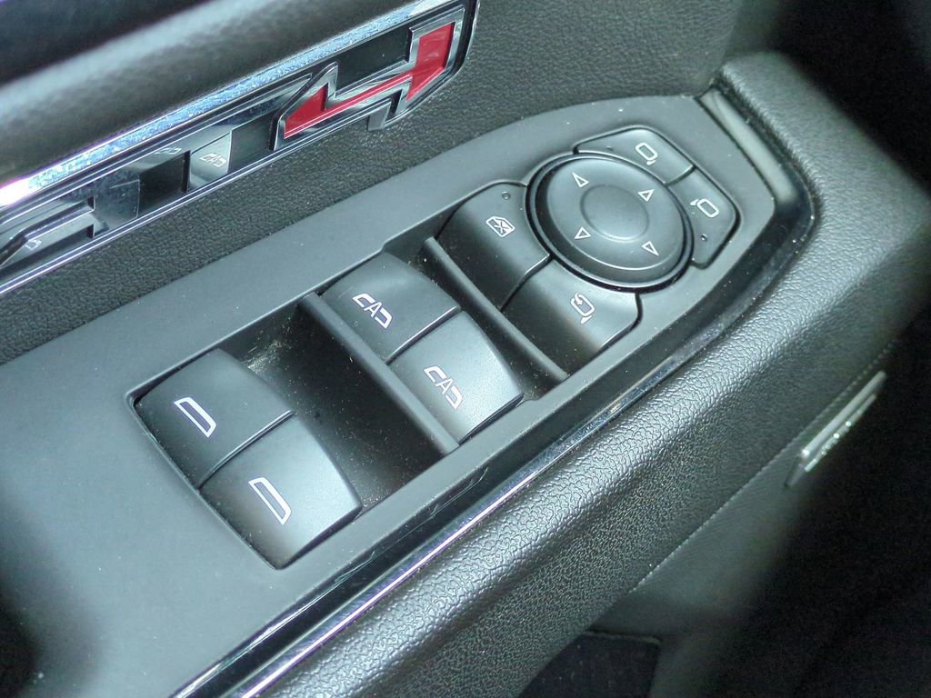 Used 2023 GMC Sierra 1500 AT4 w/ Technology Package image 30