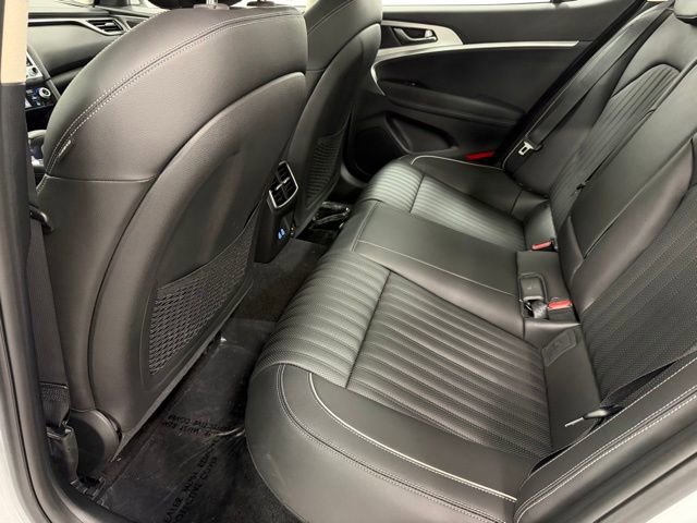 Used 2026 Genesis G70 2.5T Prestige image 23