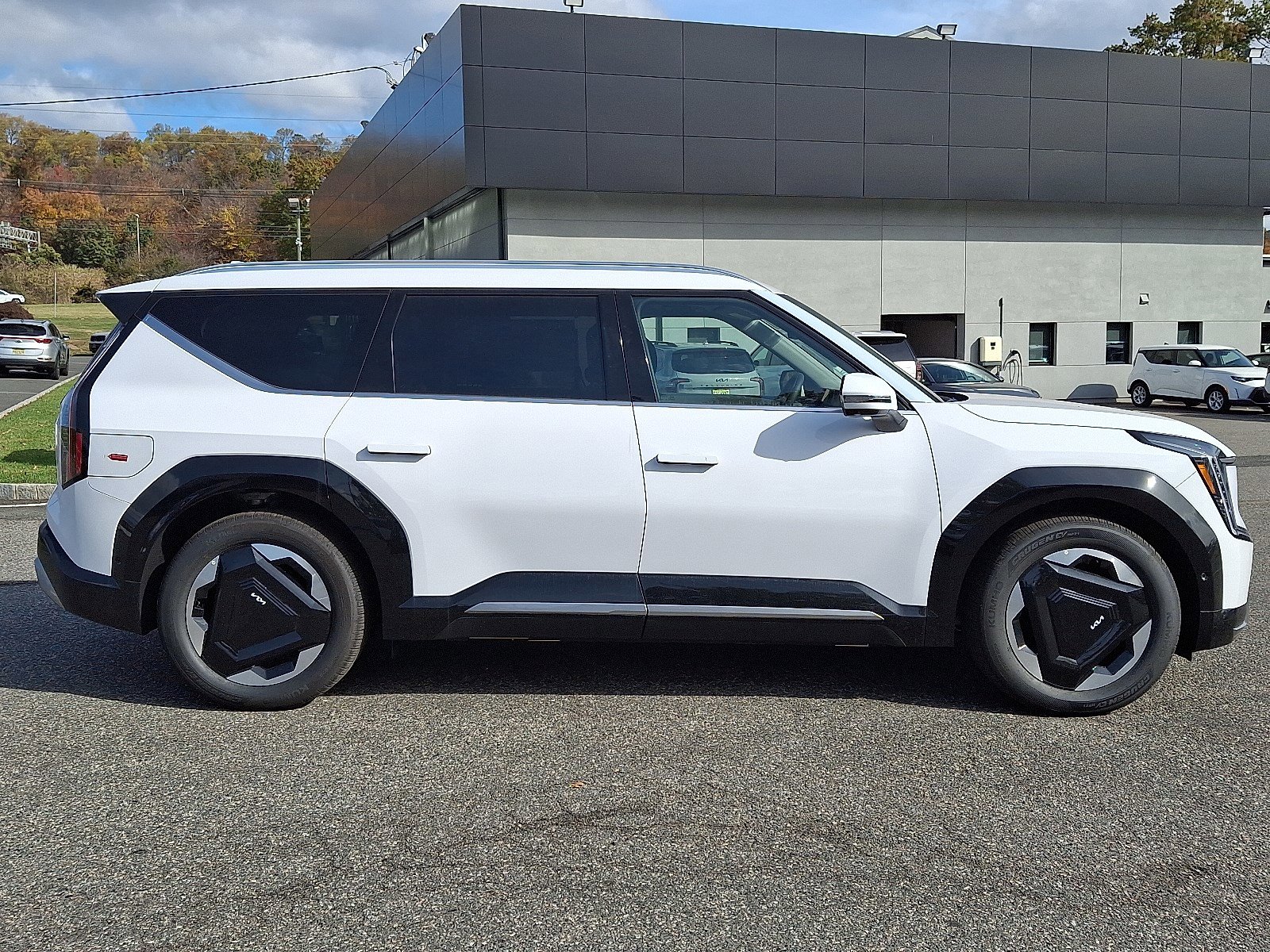 New 2026 Kia EV9 Land image 5