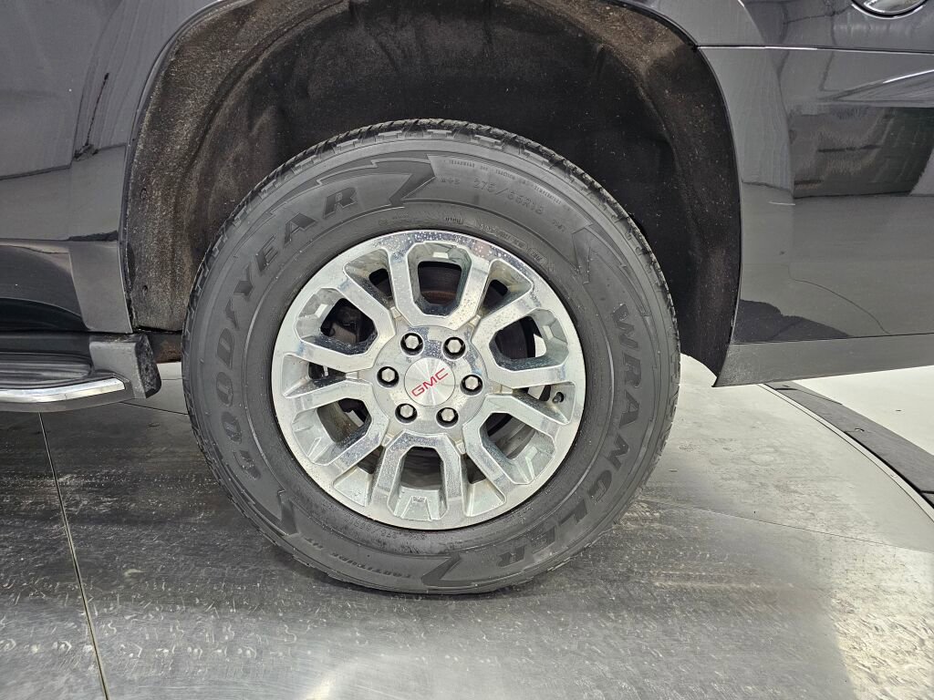 Used 2015 GMC Yukon SLE w/ HD Trailering Package image 11