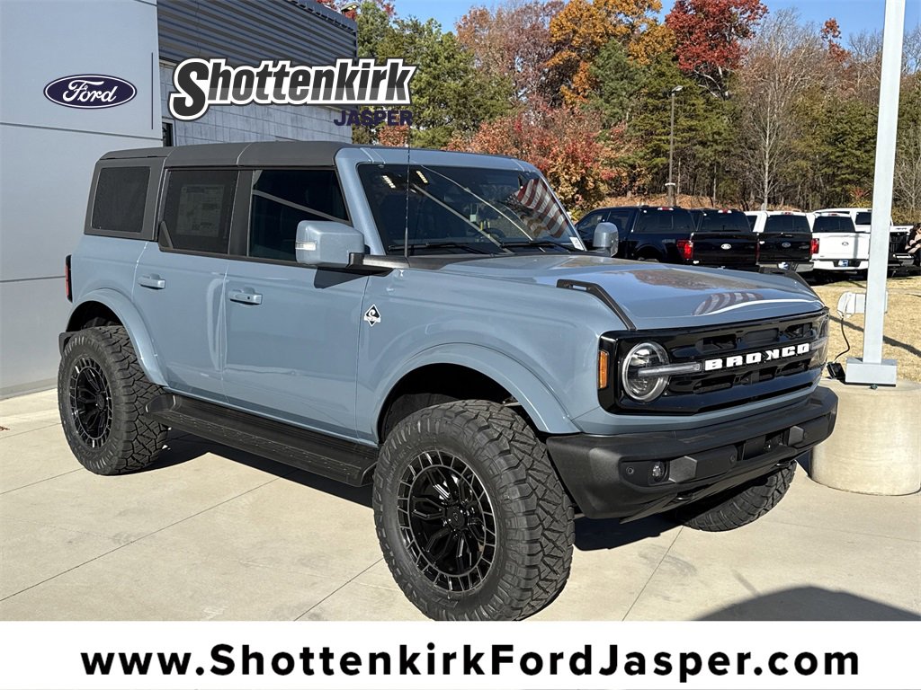 New 2025 Ford Bronco Outer Banks
