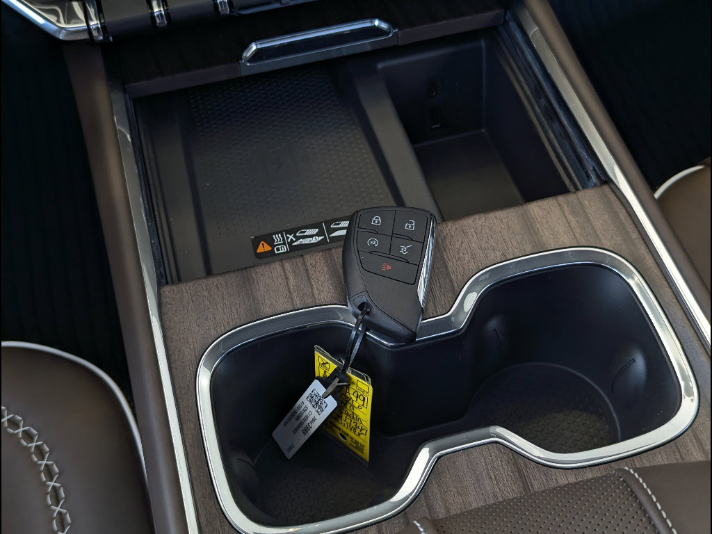 New 2026 GMC Acadia Denali Ultimate w/ LPO, Floor Liner Package image 27