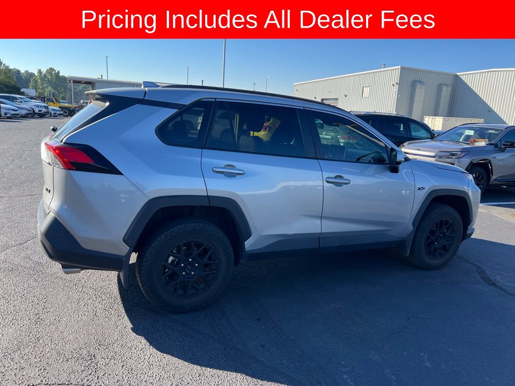 Used 2024 Toyota RAV4 XLE FWD image 17