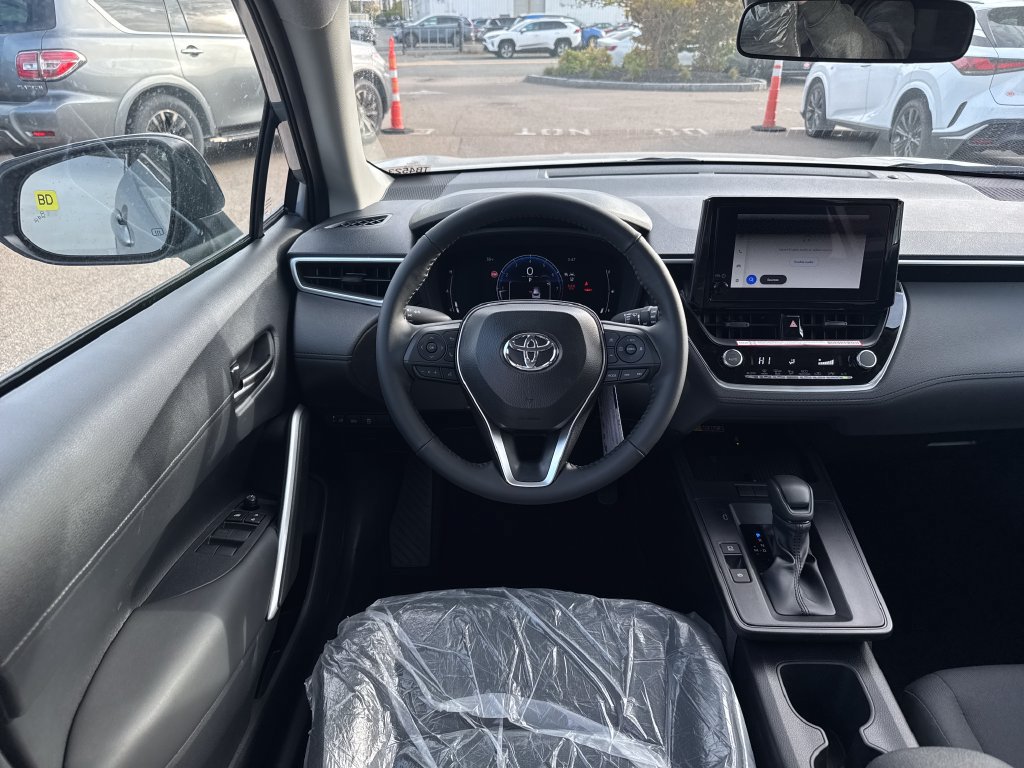 New 2026 Toyota Corolla Cross LE w/ Moonroof Package AWD/4WD image 11