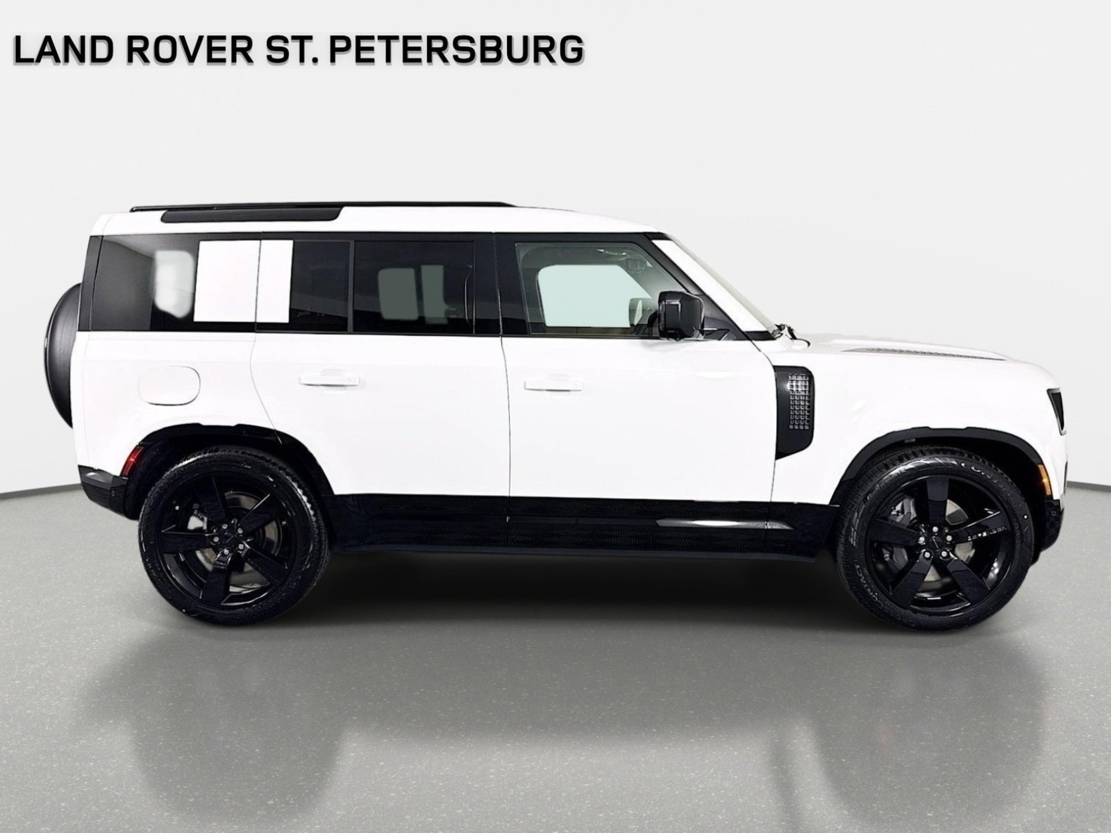 Used 2026 Land Rover Defender 110 X-Dynamic SE AWD/4WD image 4