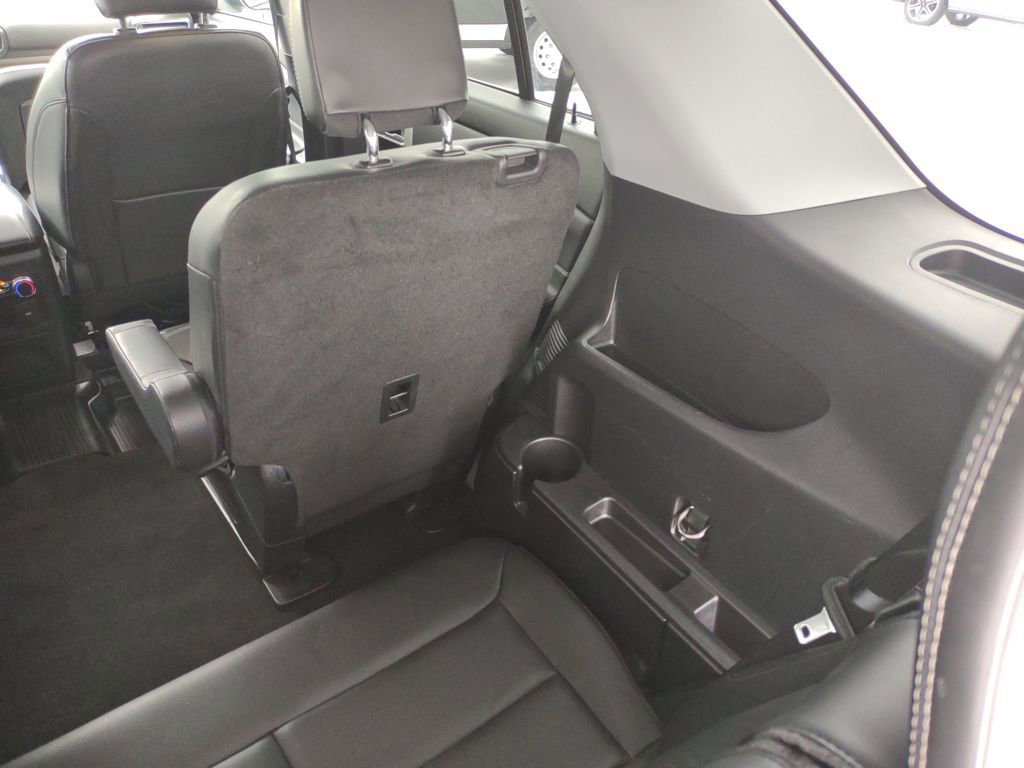 Used 2022 Ford Explorer XLT w/ Equipment Group 202A image 35