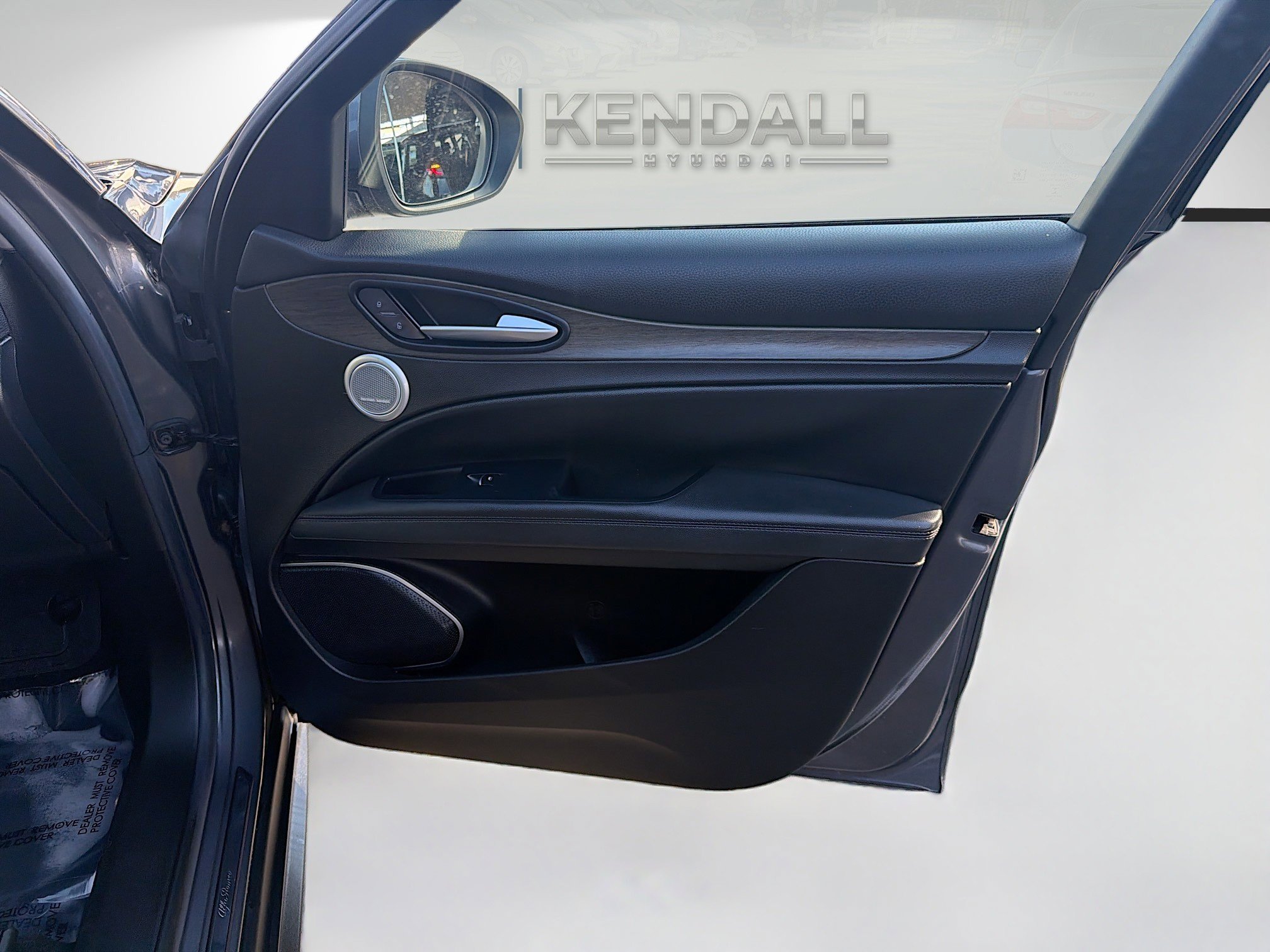 Used 2018 Alfa Romeo Stelvio Ti image 31