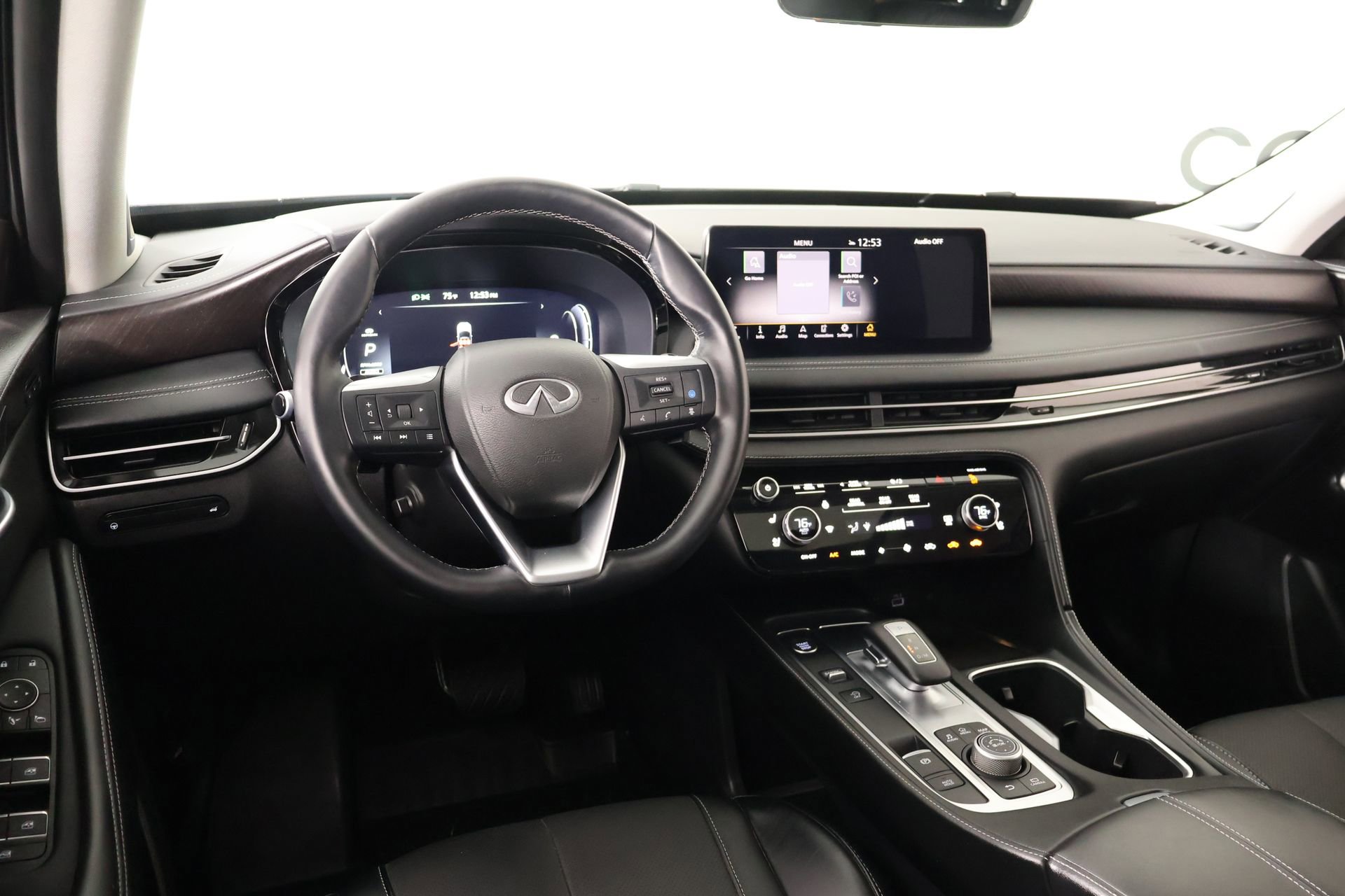 Used 2023 INFINITI QX60 Sensory w/ Cargo Package AWD/4WD image 2