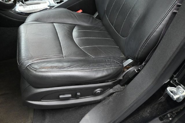 Used 2015 Buick Enclave Leather AWD/4WD image 25