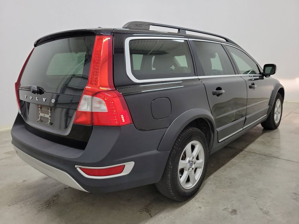 Used 2013 Volvo XC70 3.2 image 5