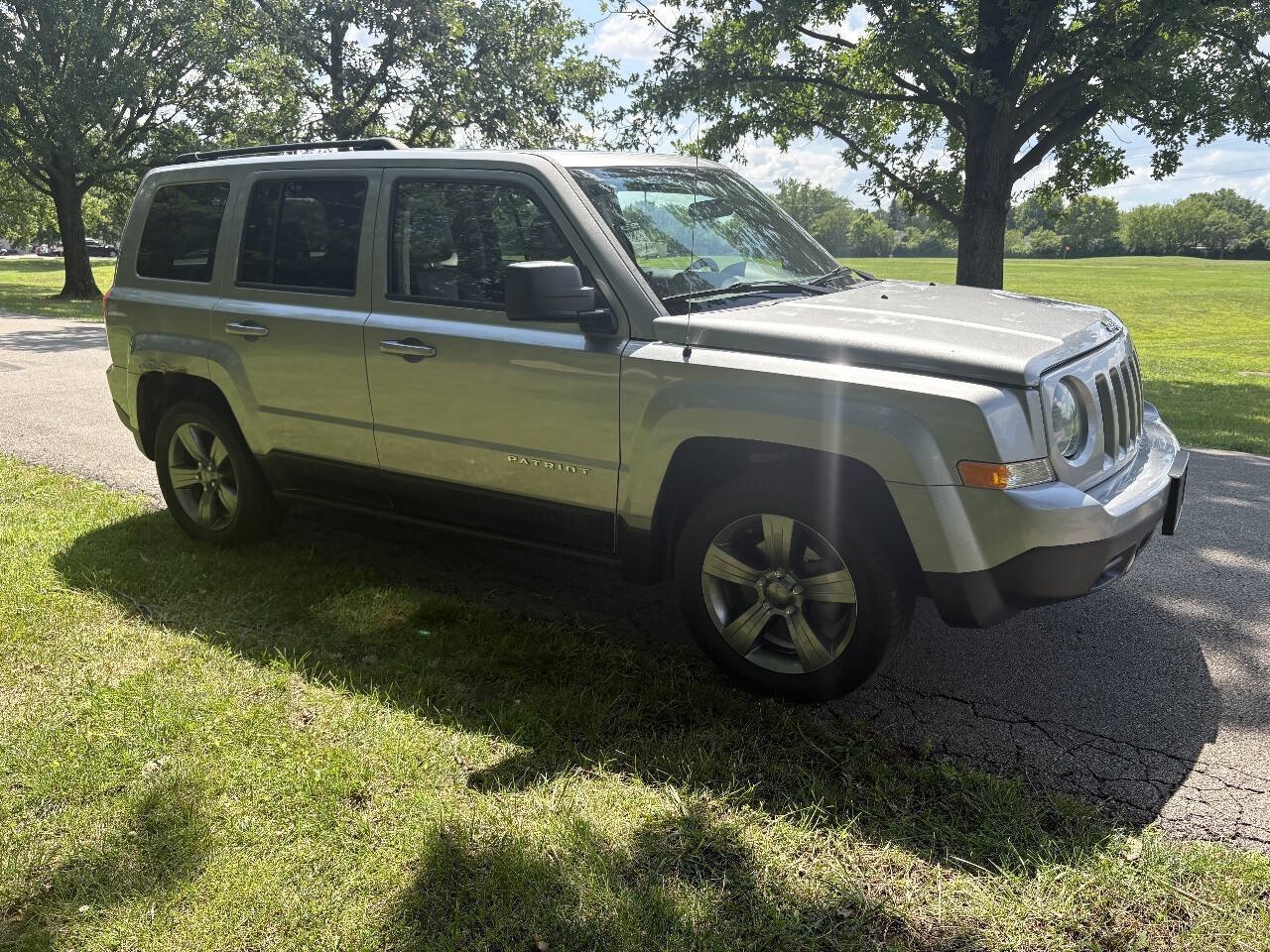 Used 2014 Jeep Patriot High Altitude FWD image 21