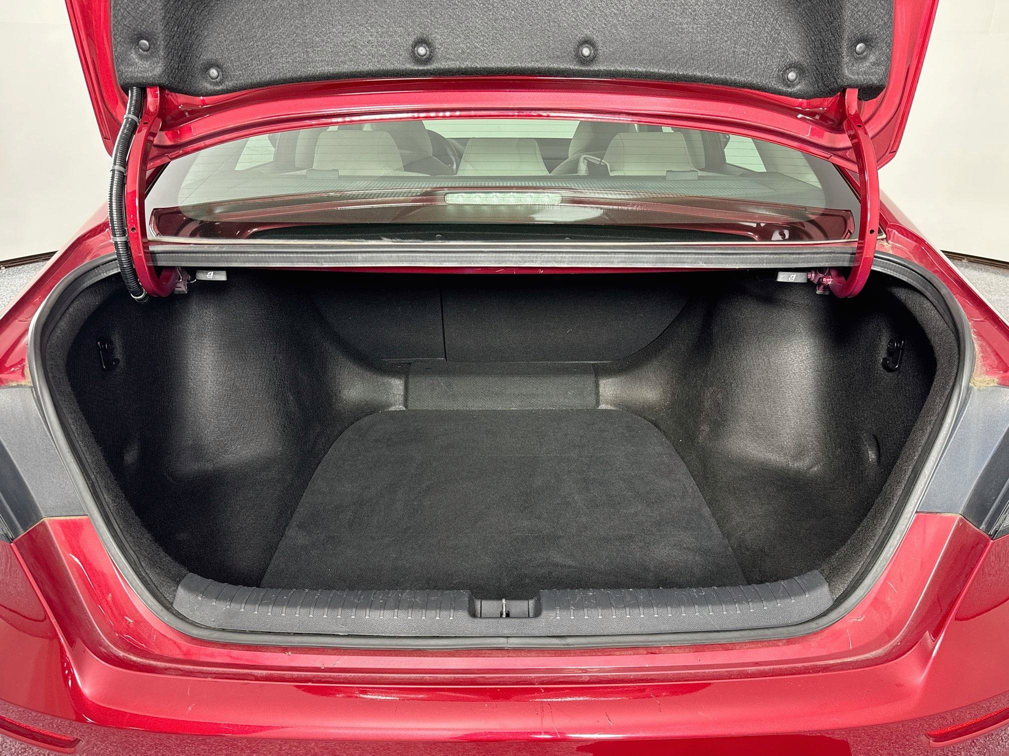 Certified 2024 Honda Accord EX image 25