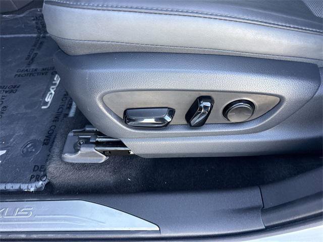 Certified 2024 Lexus RZ 300e Premium image 12