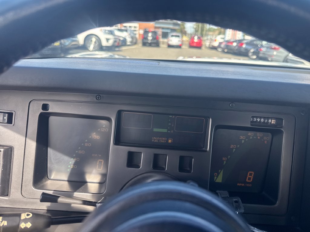 Used 1988 Chevrolet Corvette Convertible RWD image 16