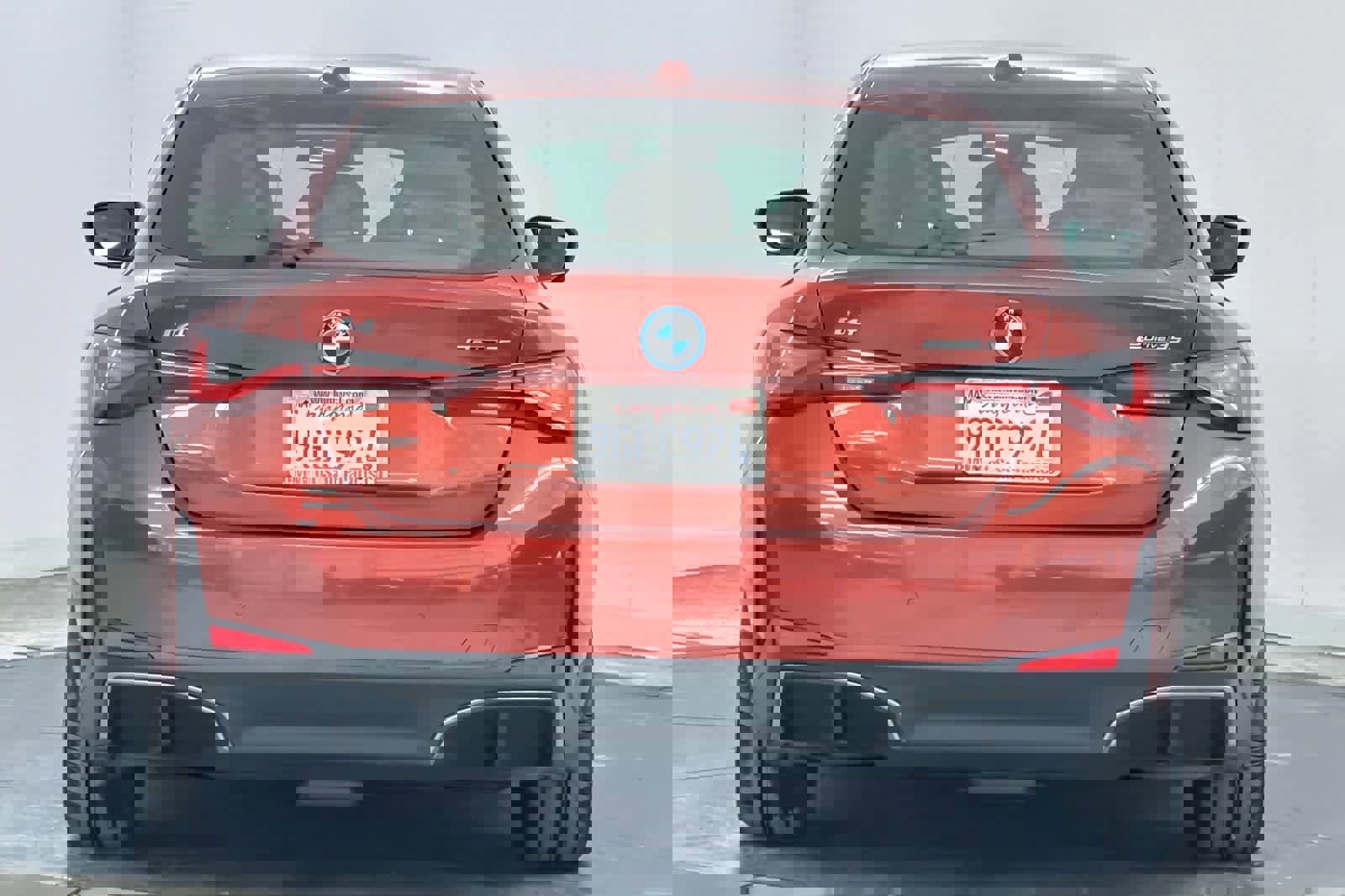 Used 2023 BMW i4 eDrive35 w/ Premium Package image 7