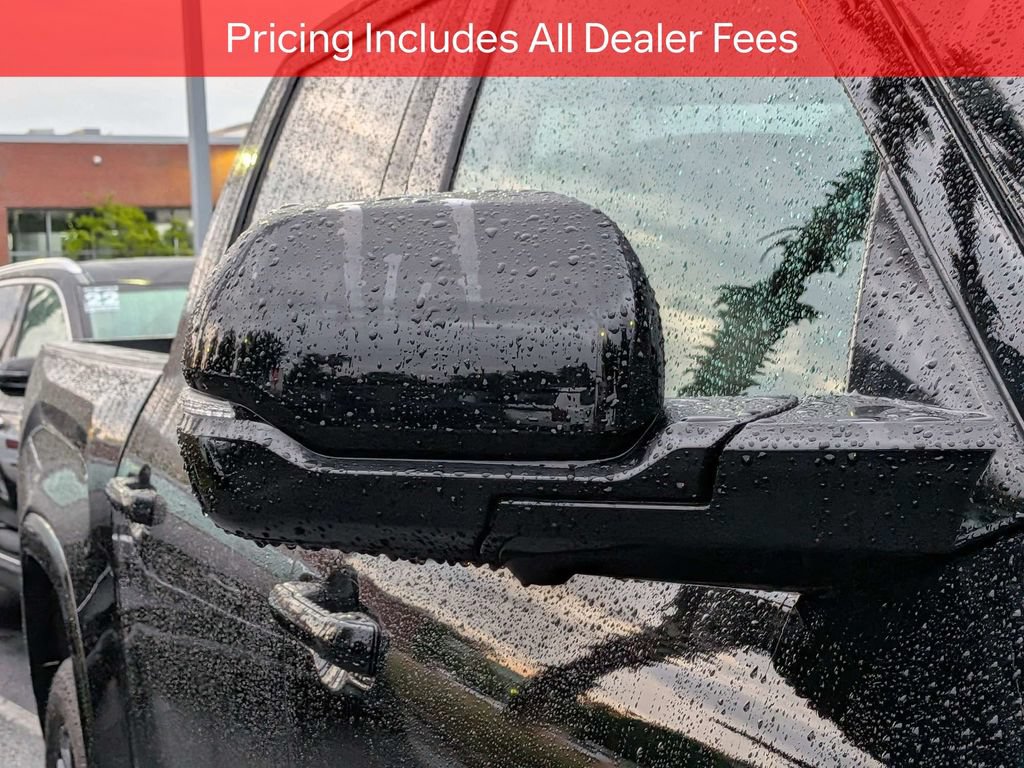 Used 2023 Toyota Tundra Platinum AWD/4WD image 13
