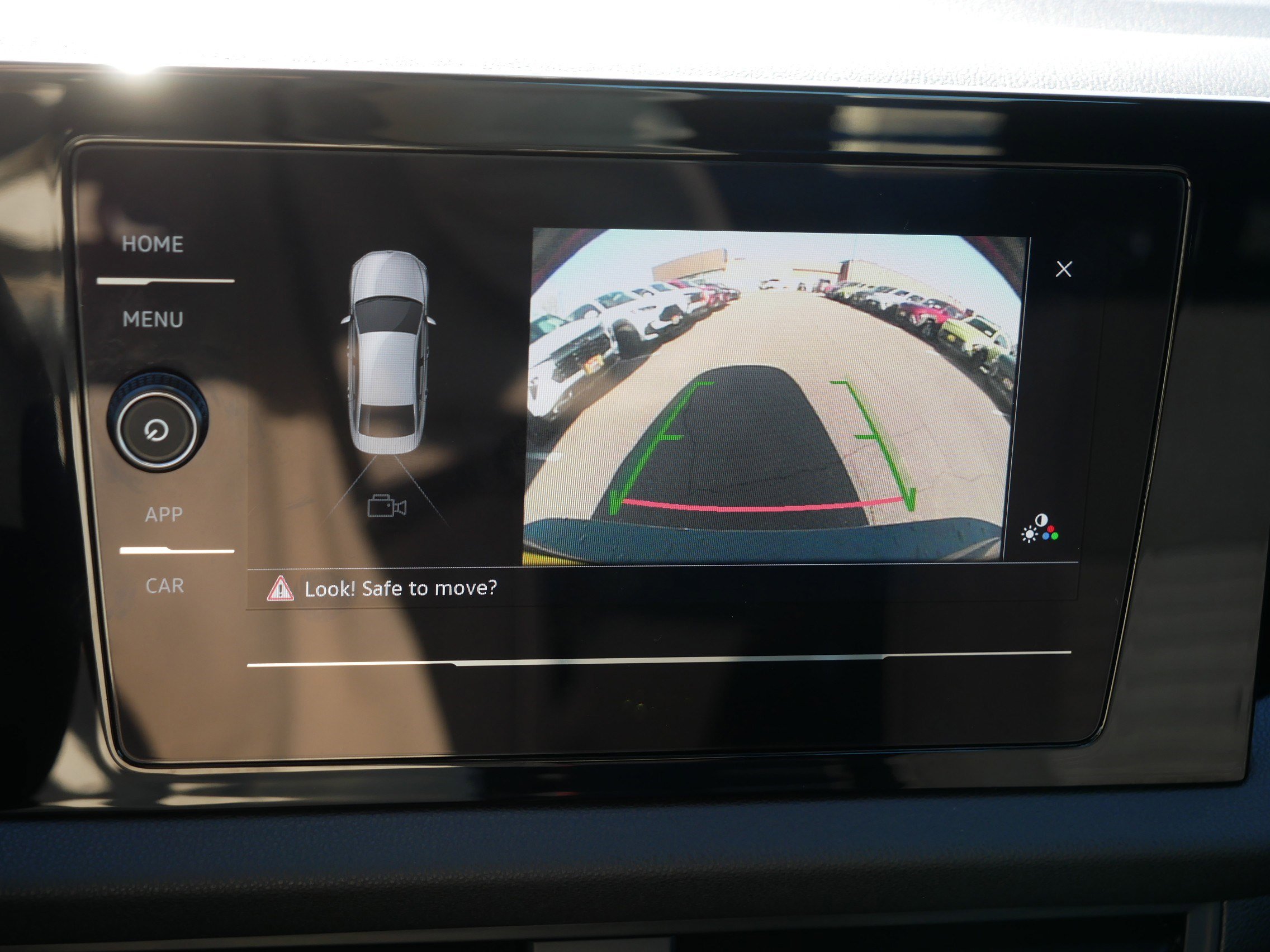 Used 2025 Volkswagen Jetta S image 27