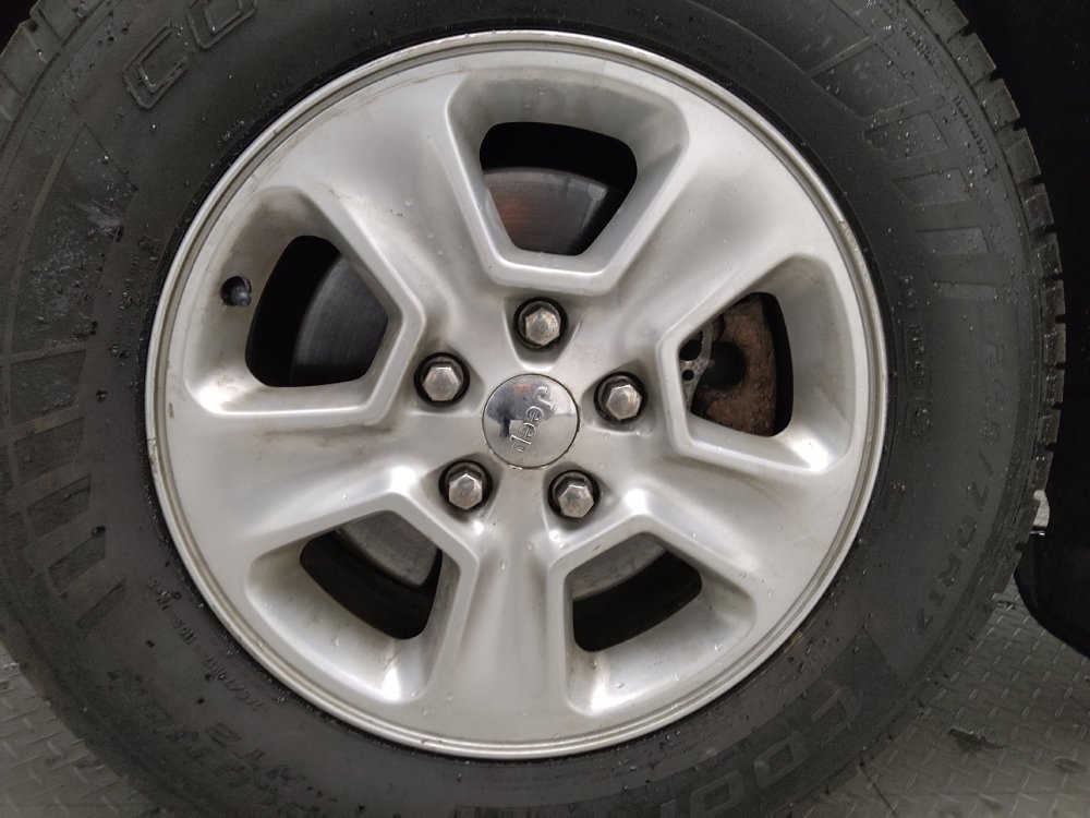 Used 2016 Jeep Grand Cherokee Laredo w/ Quick Order Package 23E image 31