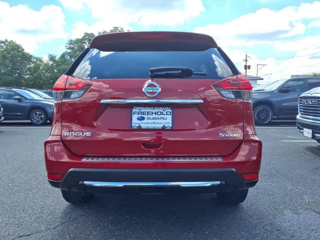 Used 2017 Nissan Rogue SV w/ SV Premium Package AWD/4WD image 21