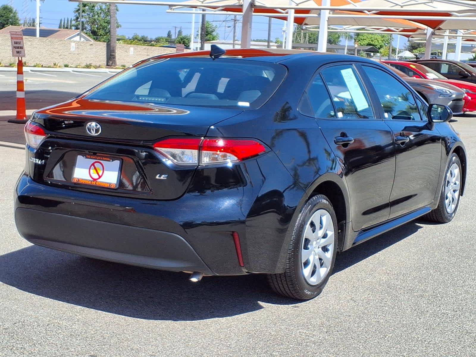 Used 2024 Toyota Corolla LE FWD image 6