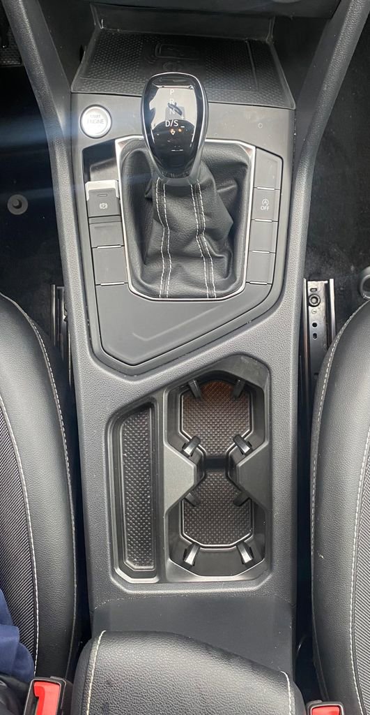 Used 2022 Volkswagen Taos SE image 19