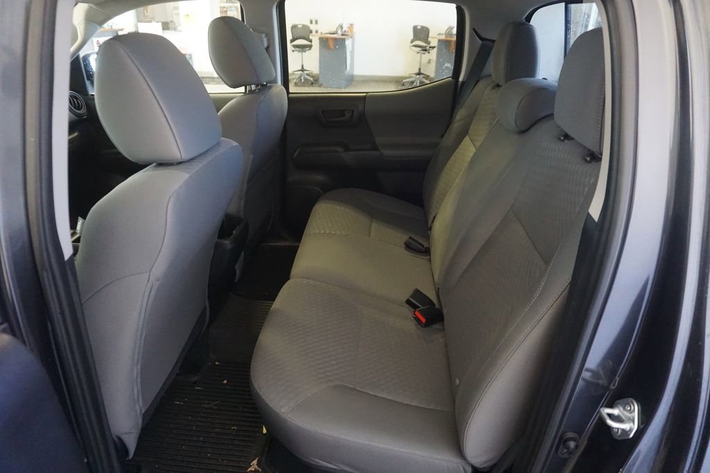 Used 2023 Toyota Tacoma SR AWD/4WD image 17