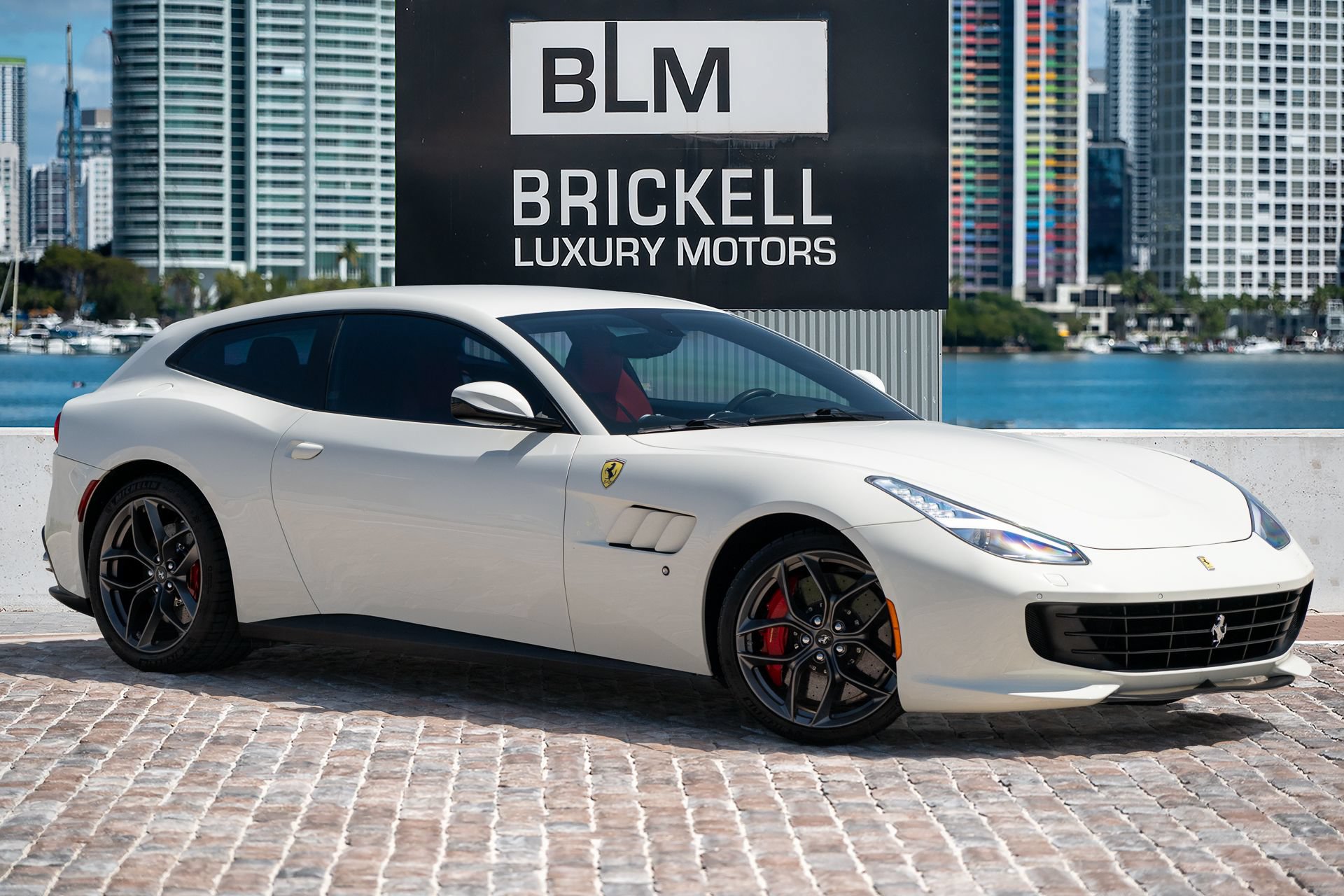 Used 2018 Ferrari GTC4Lusso T RWD image 1