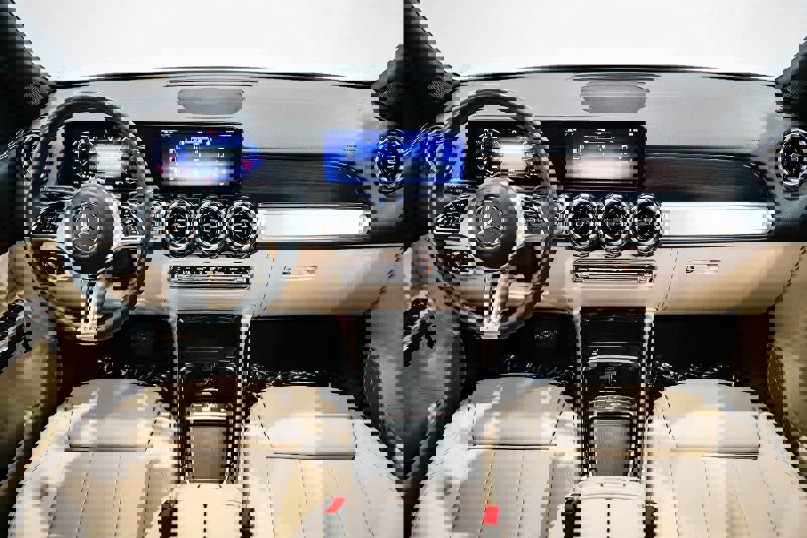 Used 2026 Mercedes-Benz GLB 250 image 12