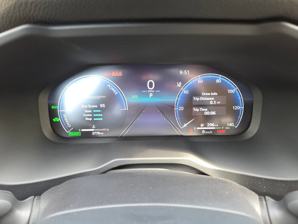 Used 2025 Toyota RAV4 Limited w/ Advanced Technology Package AWD/4WD image 32