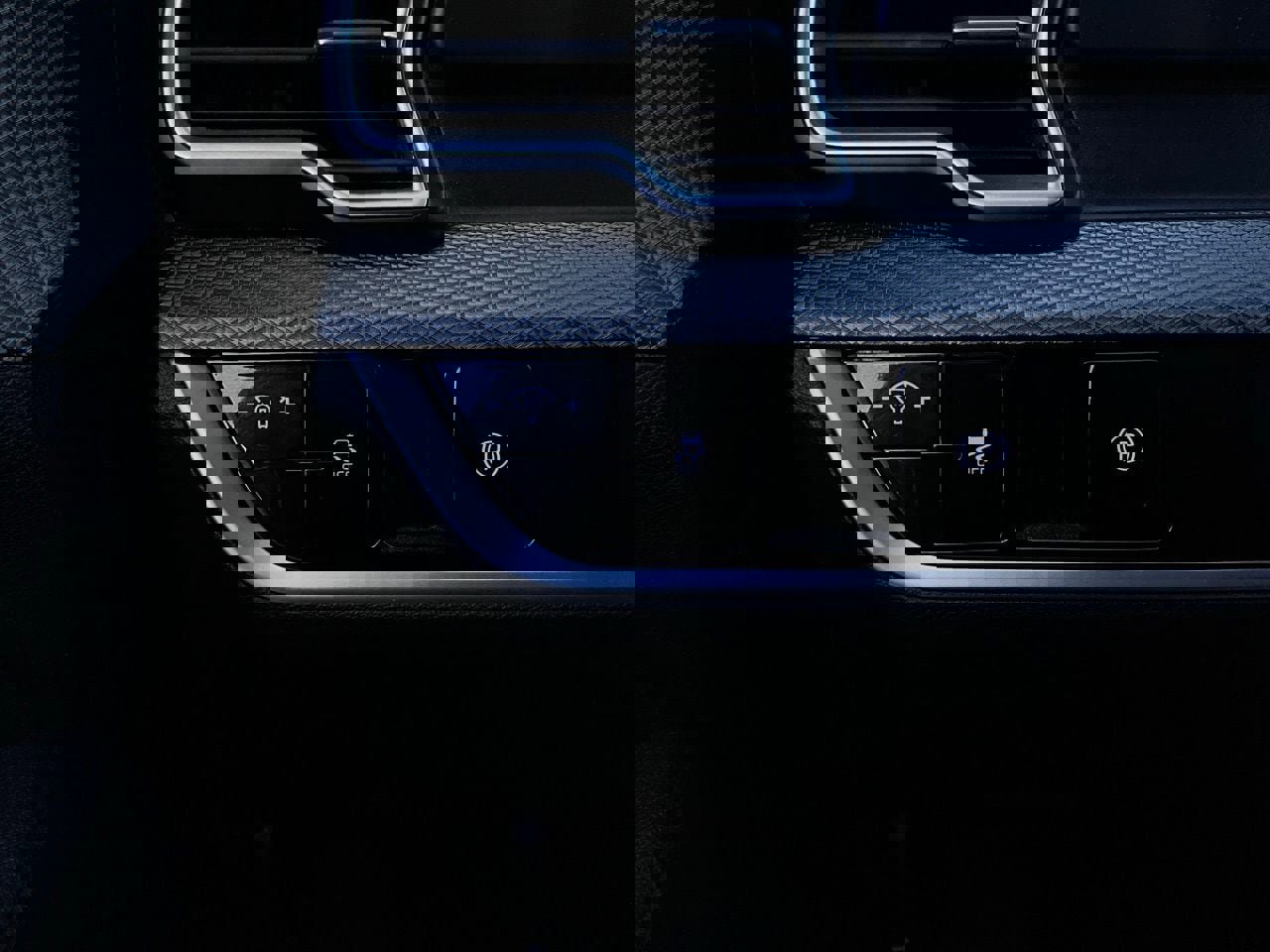 Used 2025 Kia Sportage LX image 20