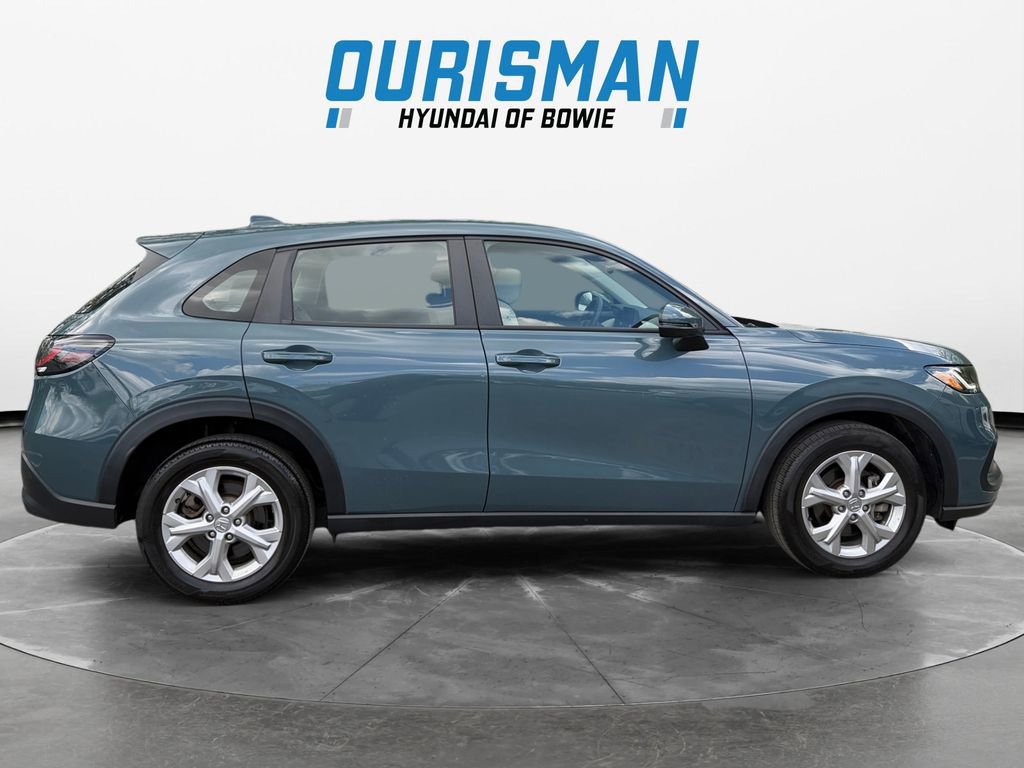 Used 2023 Honda HR-V LX image 7