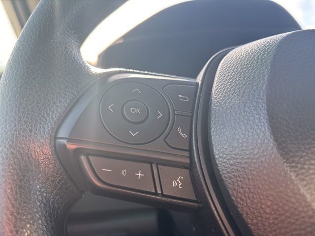 Used 2025 Toyota Corolla LE image 17