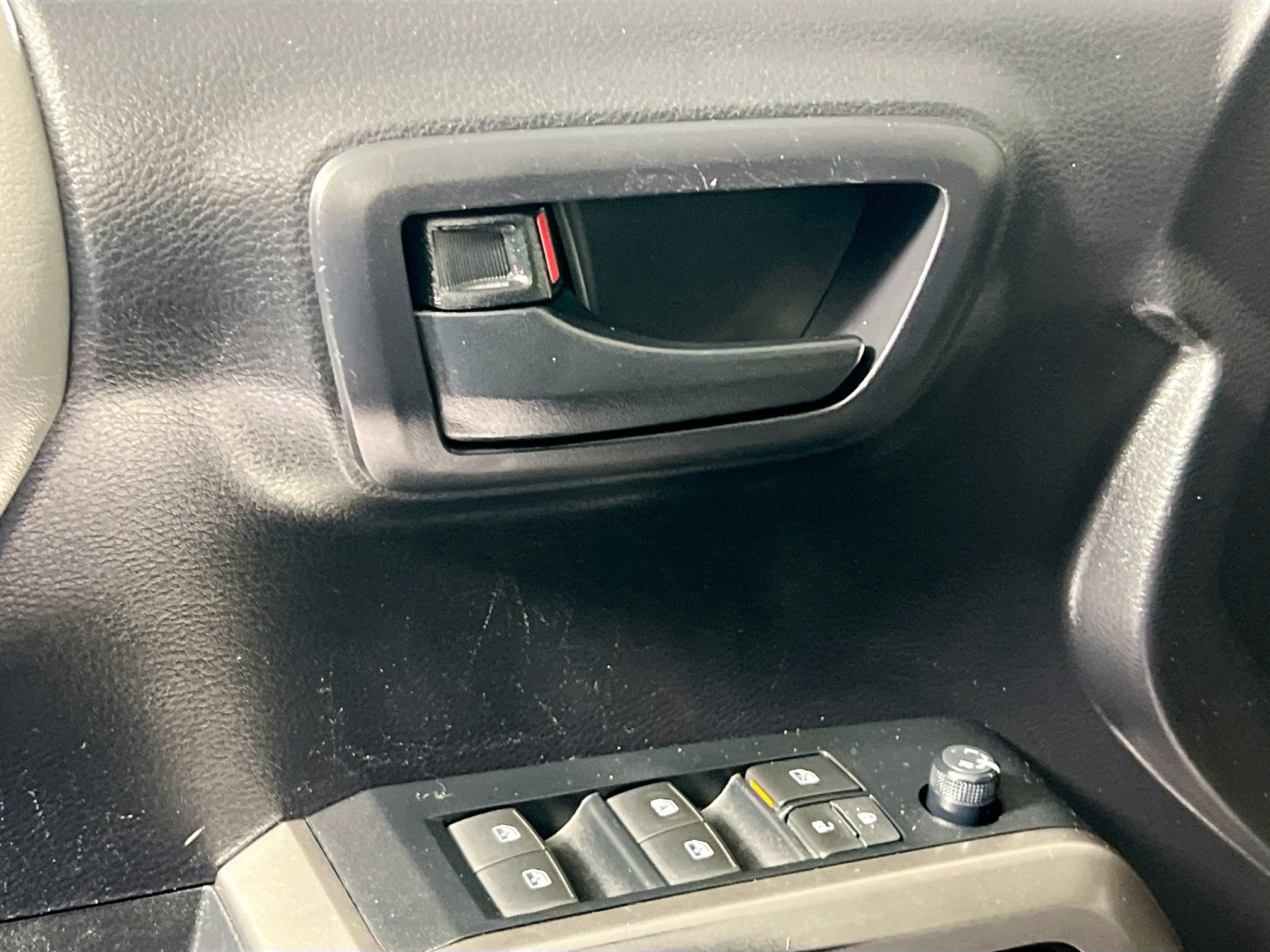 Used 2021 Toyota Tacoma SR5 image 16