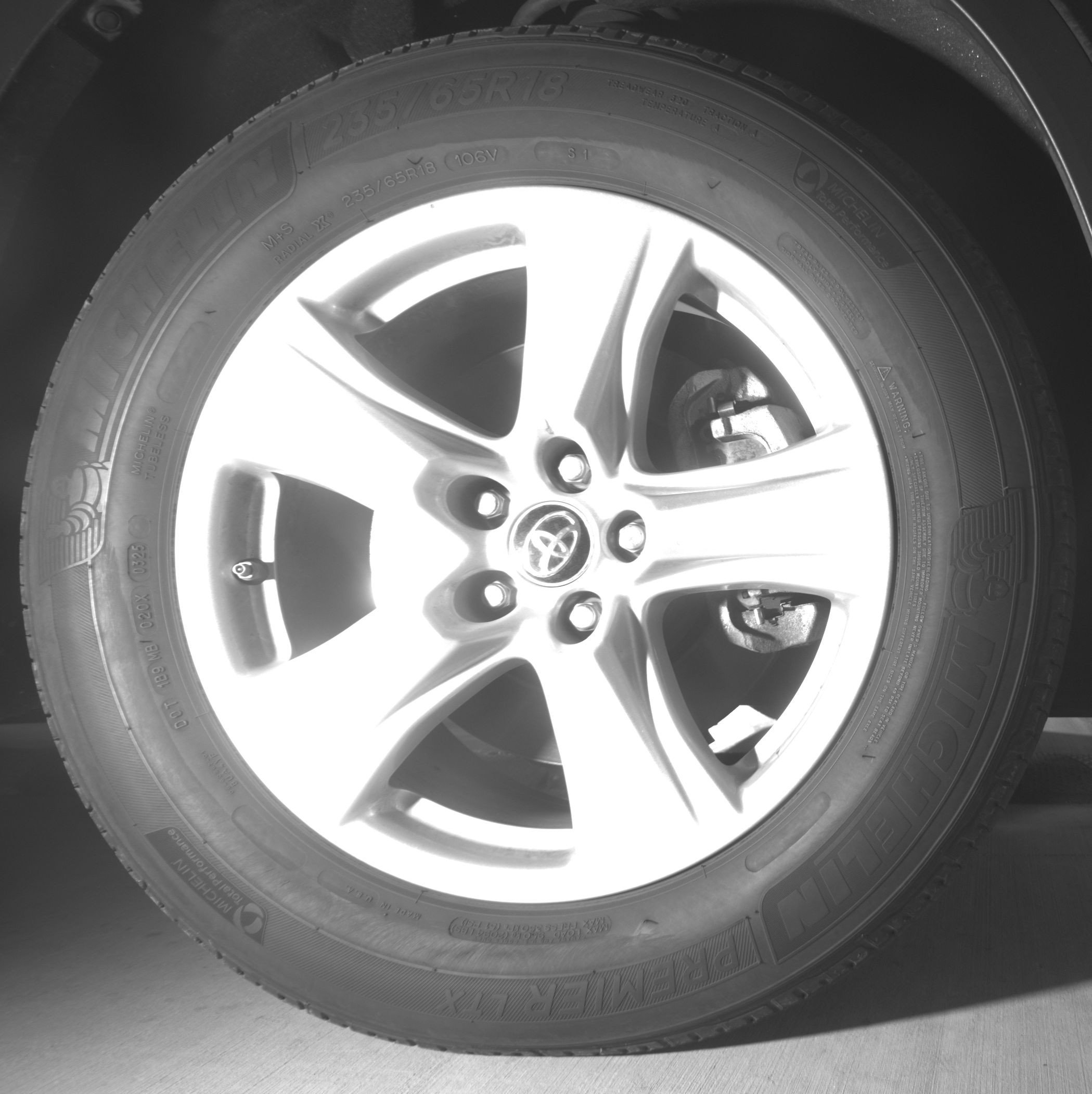 Used 2025 Toyota Highlander LE image 13